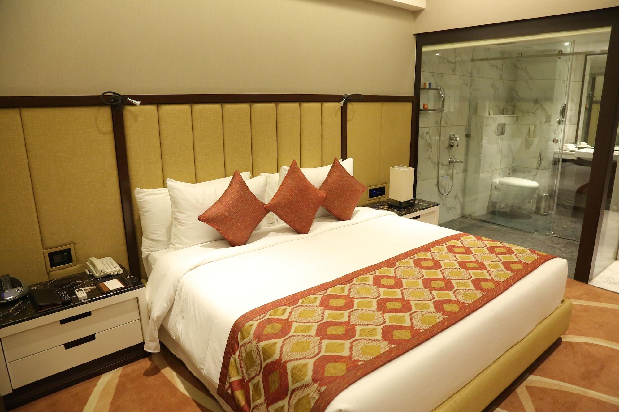 Radisson Lucknow City Center Ngoại thất bức ảnh