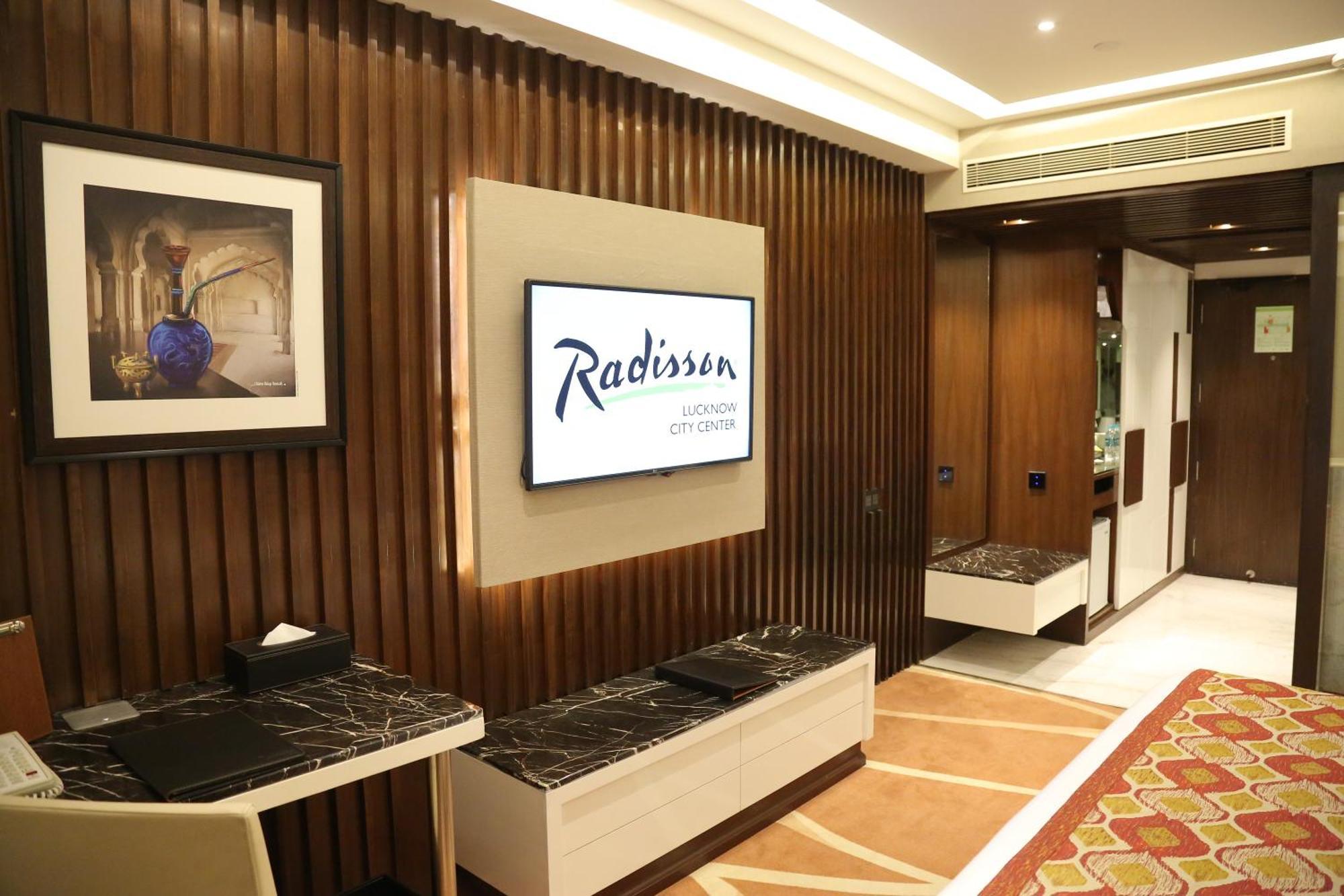 Radisson Lucknow City Center Ngoại thất bức ảnh